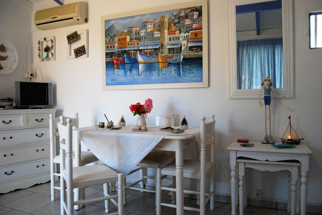Killini Cottage Studio The Small Cyclades Kastro-Kyllini Exterior photo