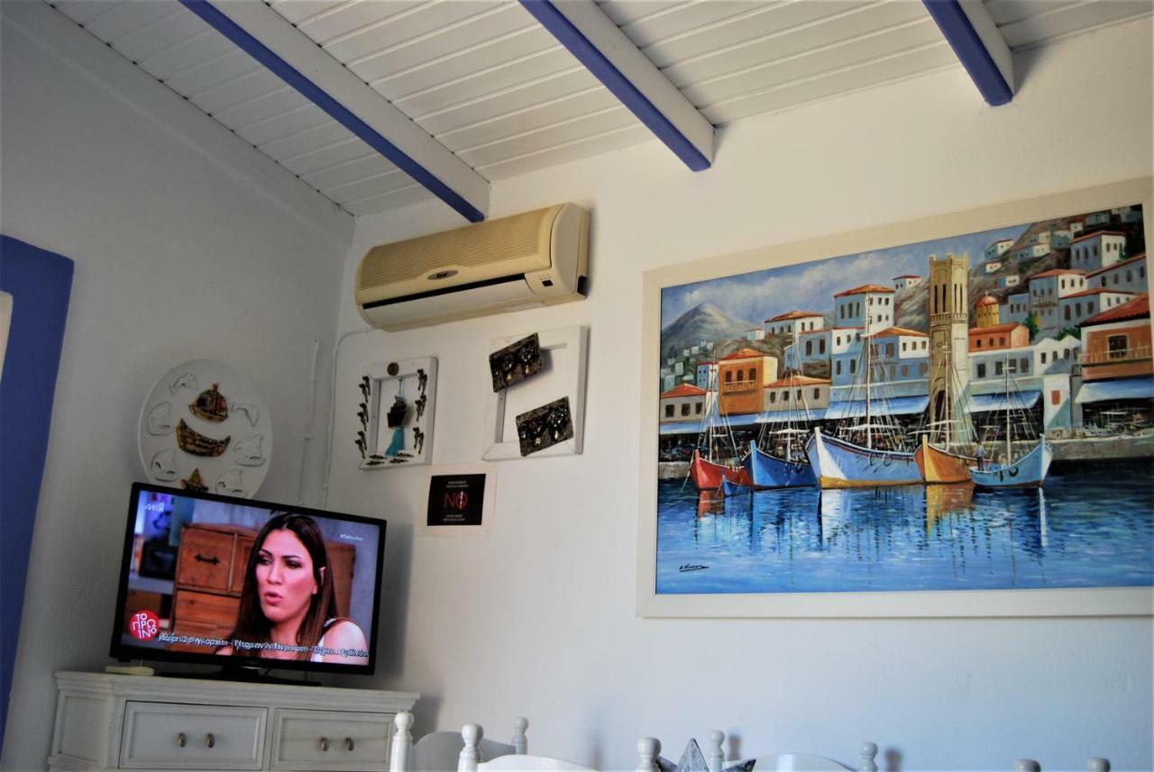 Killini Cottage Studio The Small Cyclades Kastro-Kyllini Exterior photo