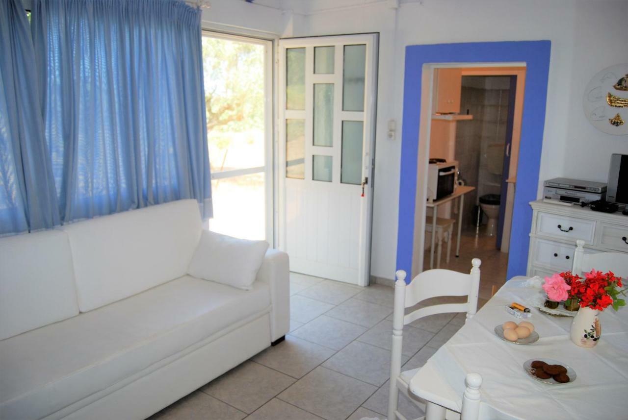 Killini Cottage Studio The Small Cyclades Kastro-Kyllini Exterior photo